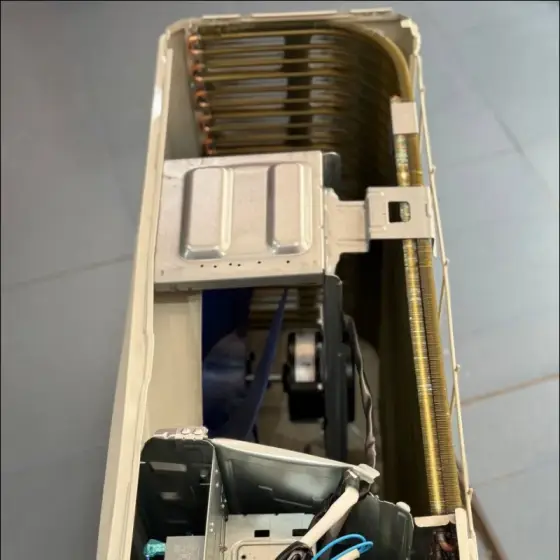 کولر گازی 18000 معمولی کریر سری QHG مدل 42QHG018HN